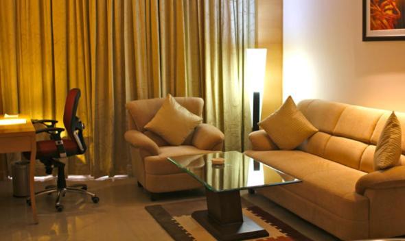 Savoy Suites Manesar Gurgaon Ngoại thất bức ảnh