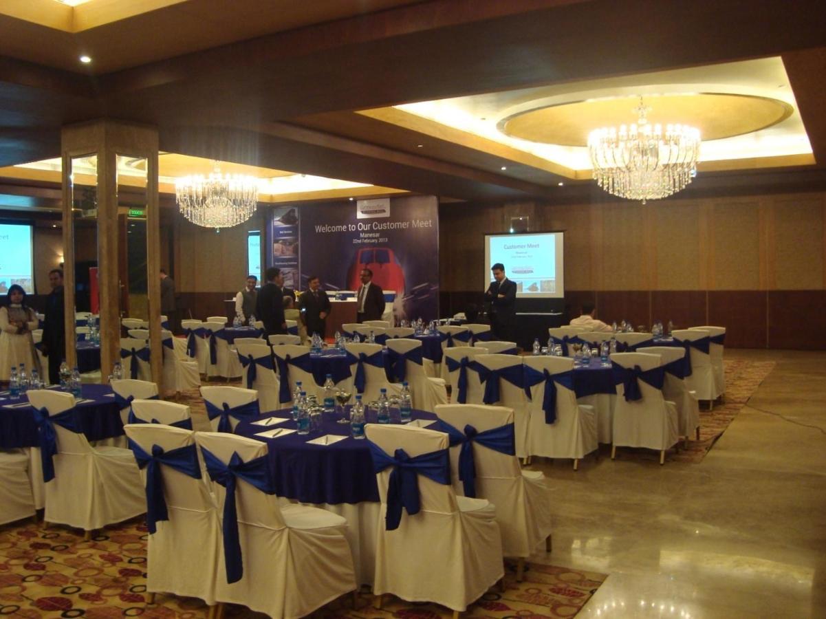 Savoy Suites Manesar Gurgaon Ngoại thất bức ảnh