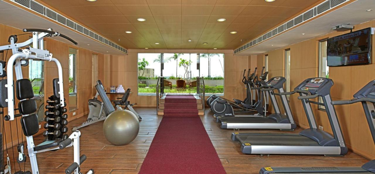 Savoy Suites Manesar Gurgaon Ngoại thất bức ảnh