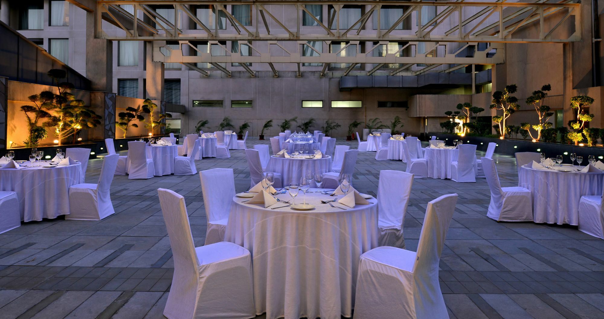 Savoy Suites Manesar Gurgaon Ngoại thất bức ảnh